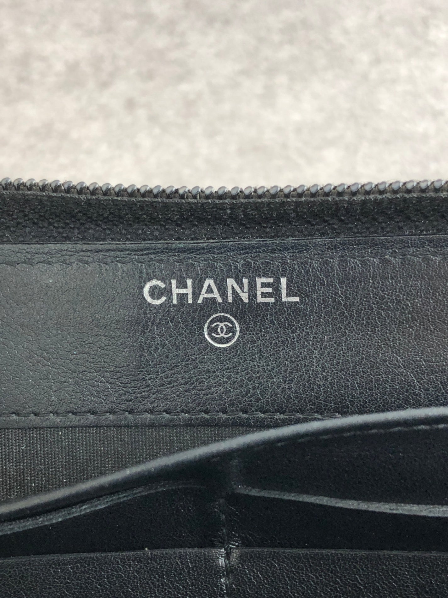 CHANEL Coco Mark Long Wallet Black Vintage cvjxwf