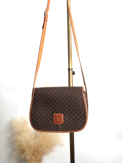CELINE Macadam Blason Shoulder bag Brown Vintage huc7ji