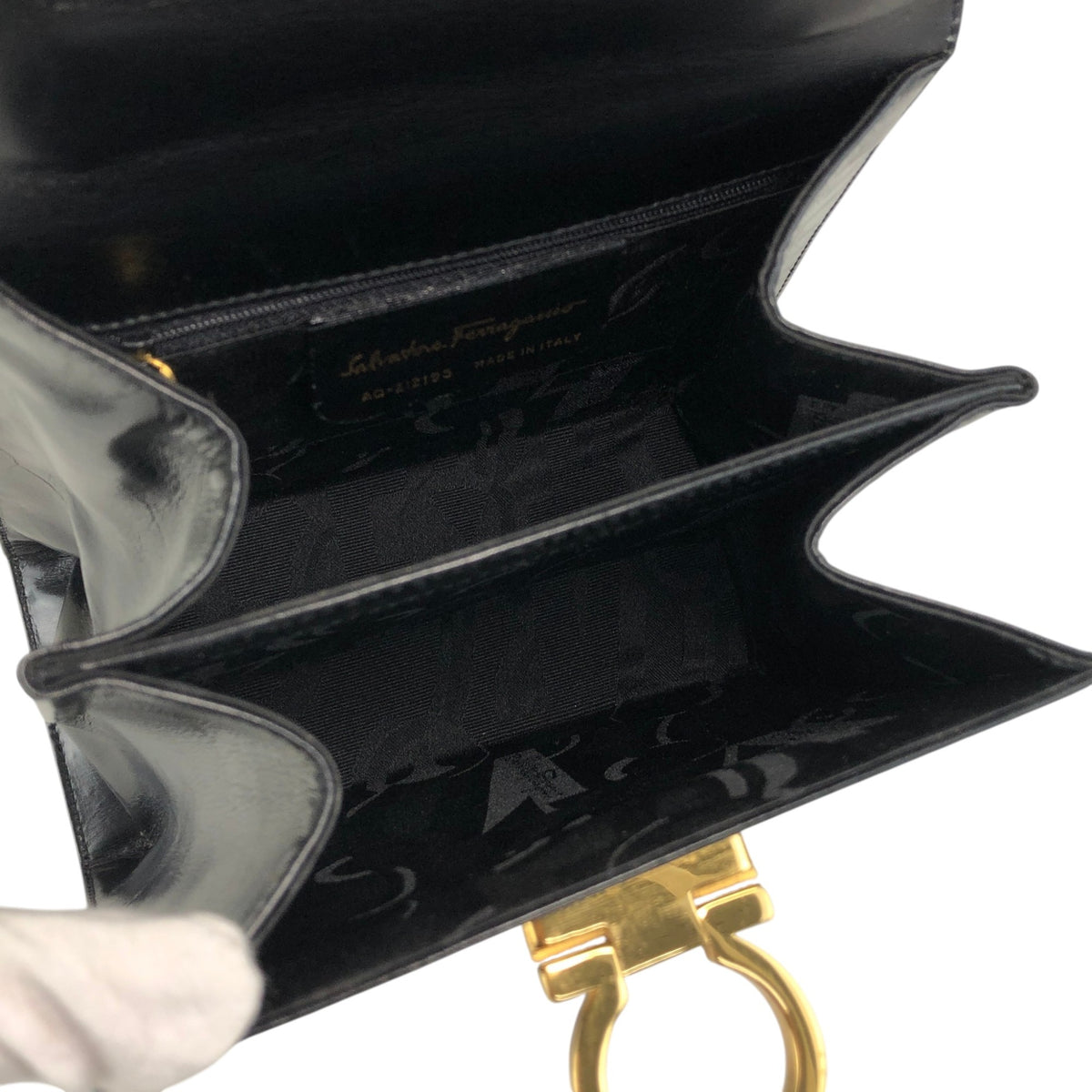 Salvatore Ferragamo Gancini Two-way Handbag Shoulder bag Black Vintage eddc85