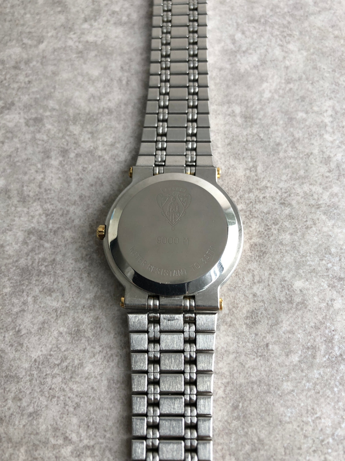 GUCCI Logo Quartz Watch Silver×Gold 9000M Vintage 6pbxdx
