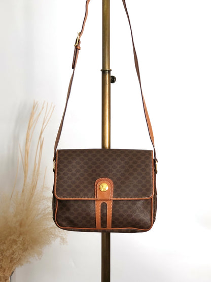 CELINE Macadam Triomphe Shoulder bag Brown Vintage a447fy