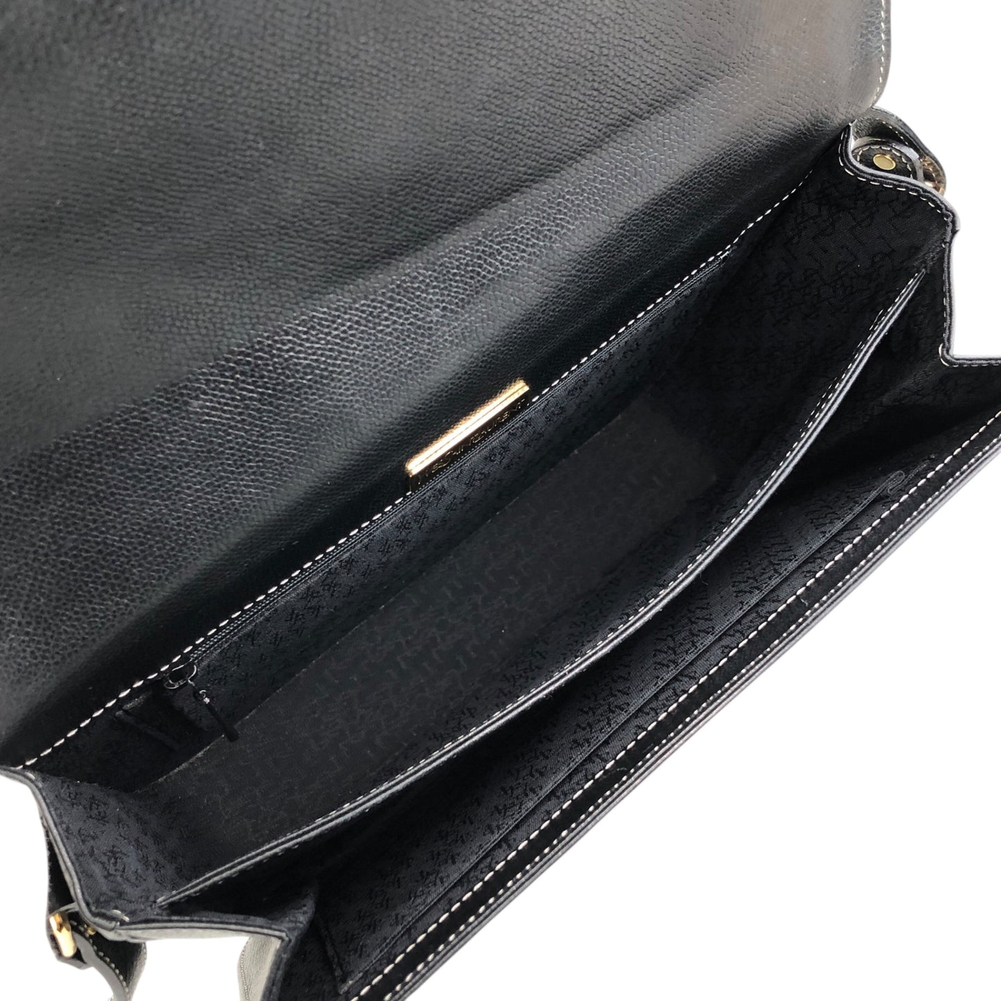 Yves Saint Laurent YSL Logo Shoulder bag Black Vintage wvtdki