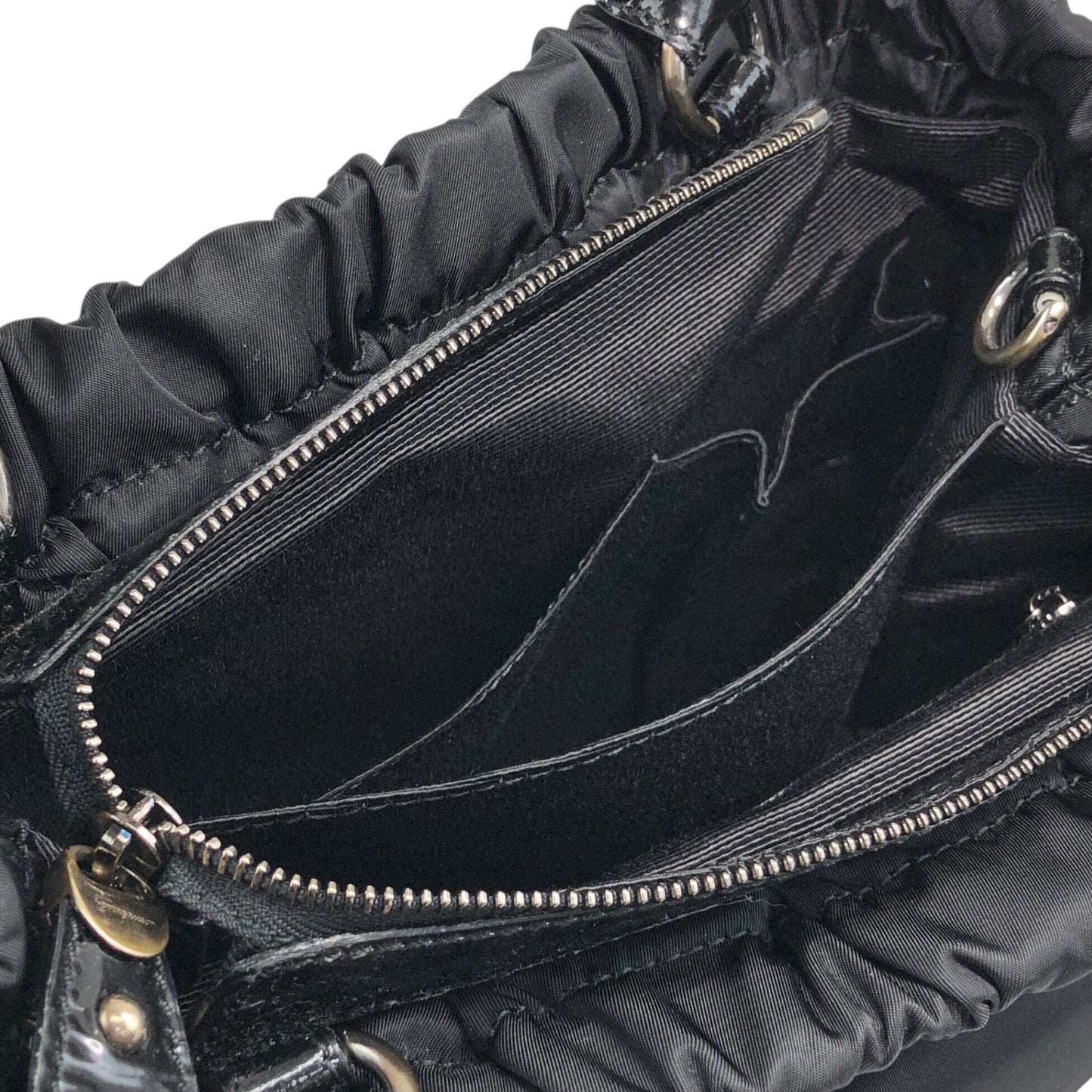 Salvatore Ferragamo Gancini Two-way Handbag Shoulder bag Black Vintage uazc8j