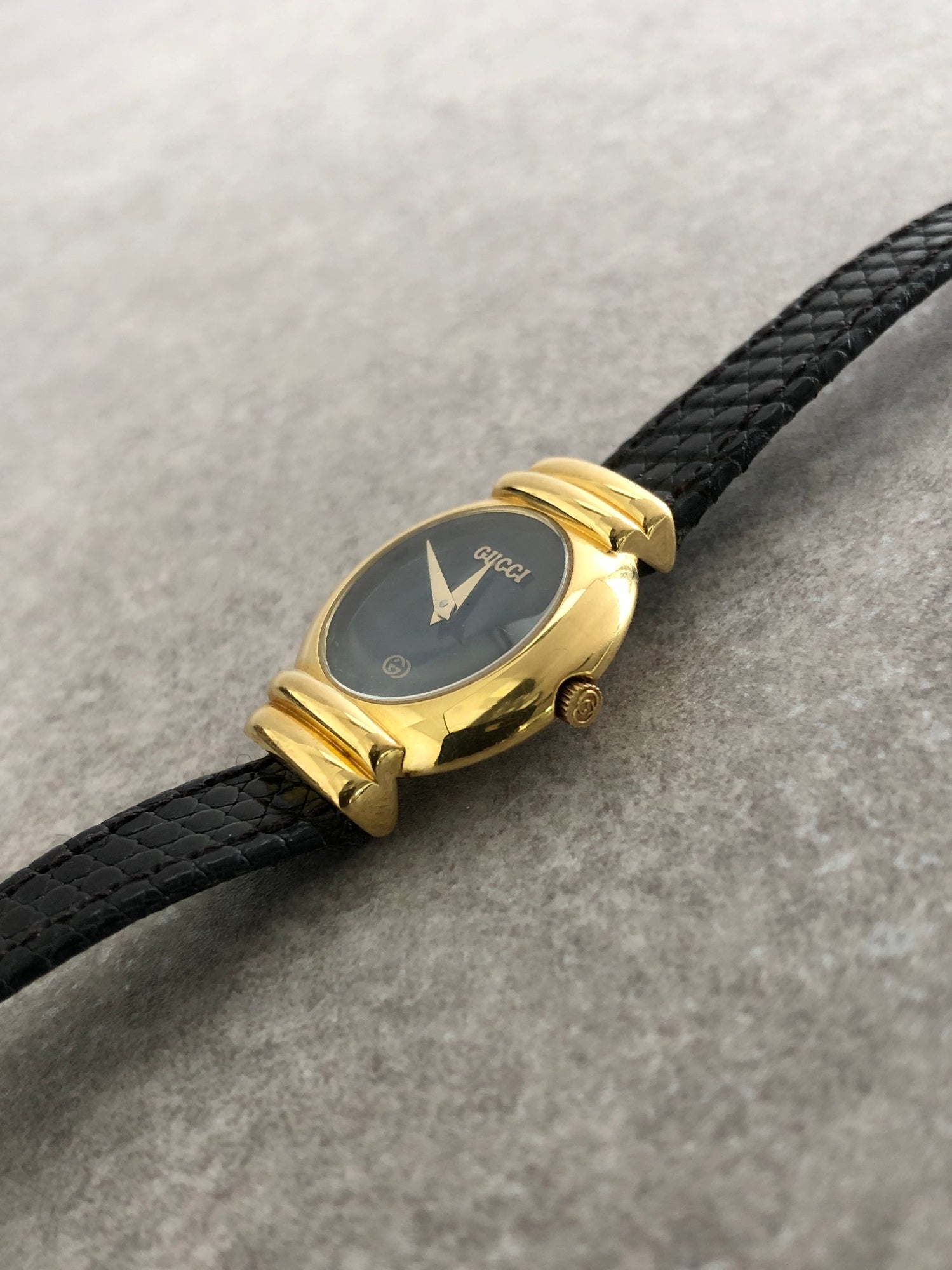 GUCCI Quartz Watch Gold×Black 5300L Vintage j7kah7 – VintageShop solo