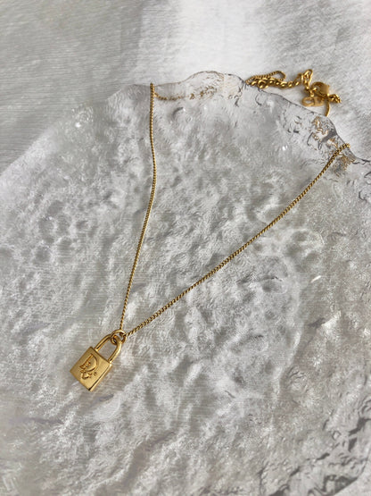 Christian Dior Logo Padlock Necklace Gold Vintage ku5yt7