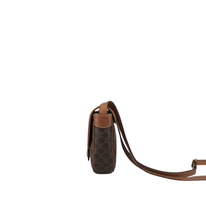 CELINE Macadam Triomphe Shoulder bag Brown Vintage hddfhp