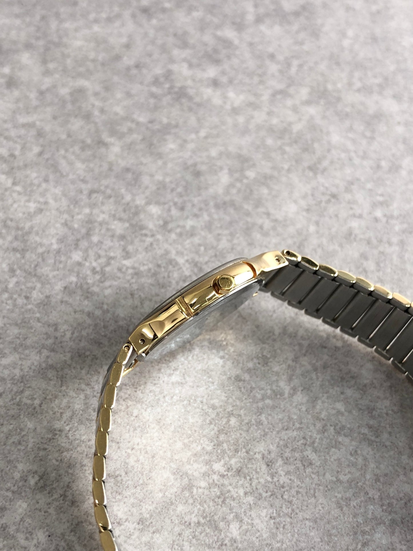 Yves Saint Laurent YSL Logo Watch Gold×Silver 566890 Vintage ais6sd