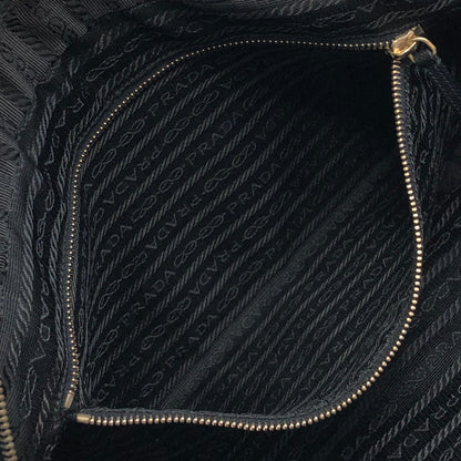 PRADA Triangle Logo Handbag Black Vintage fhv7du