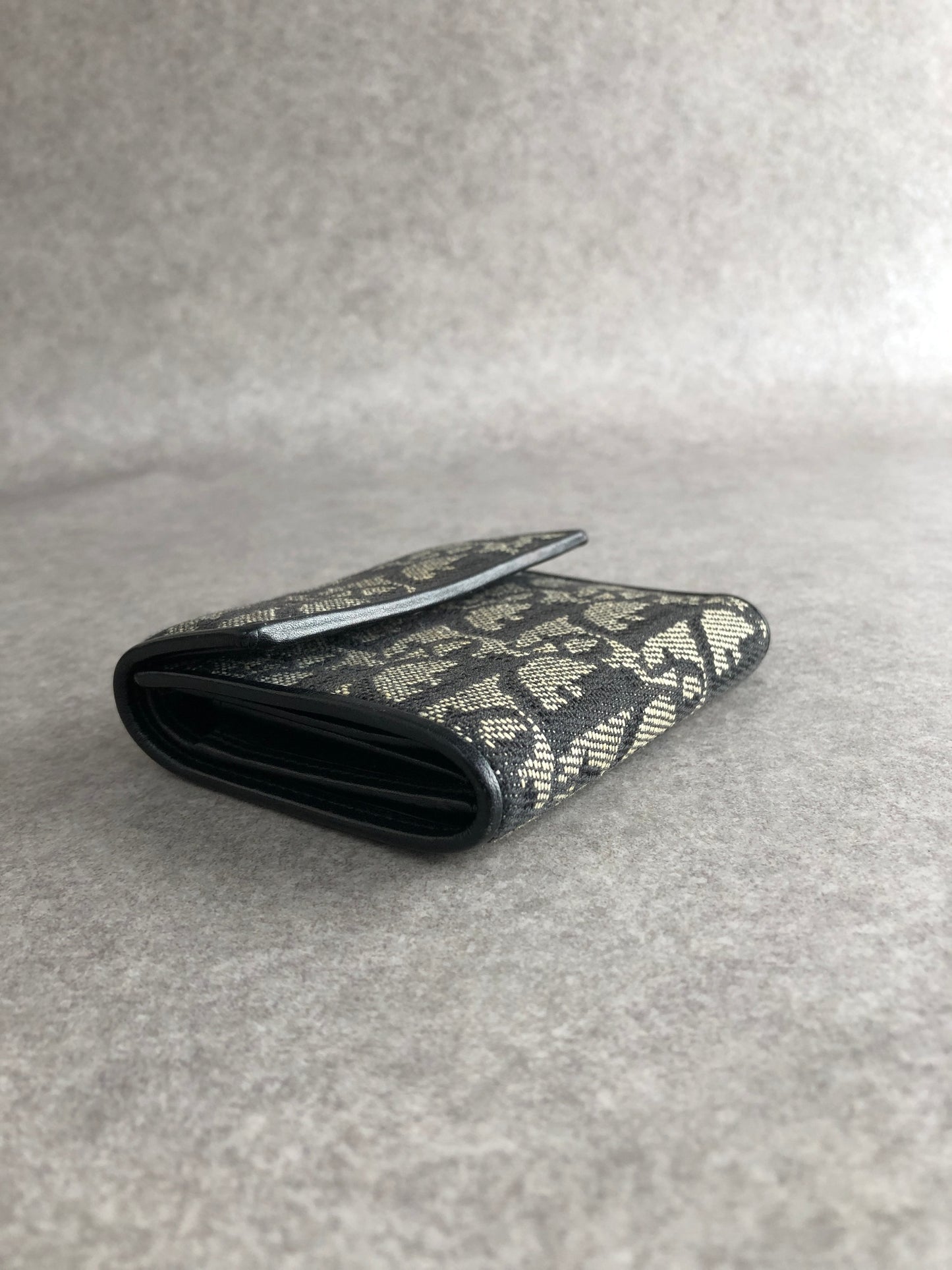 Christian Dior Trotter Trifold Wallet Black MC0073 Vintage gyargz