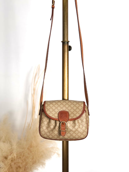 CELINE Macadam Front Buckle  Shoulder bag Beige Vintage hx87nm