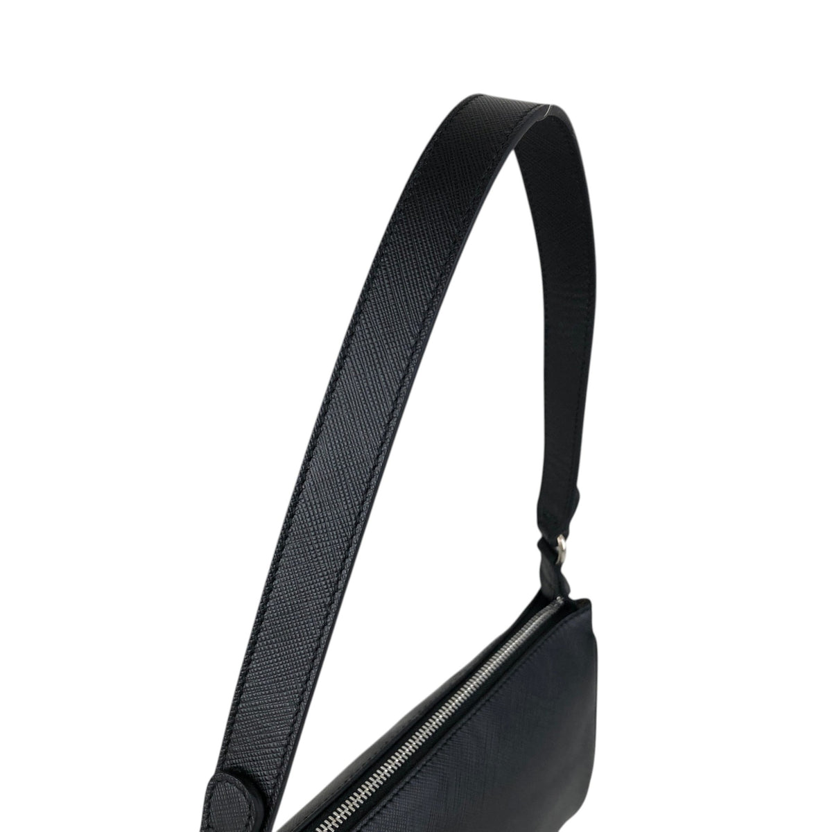 Salvatore Ferragamo Gancini Shoulder bag Black Vintage 52xyvd