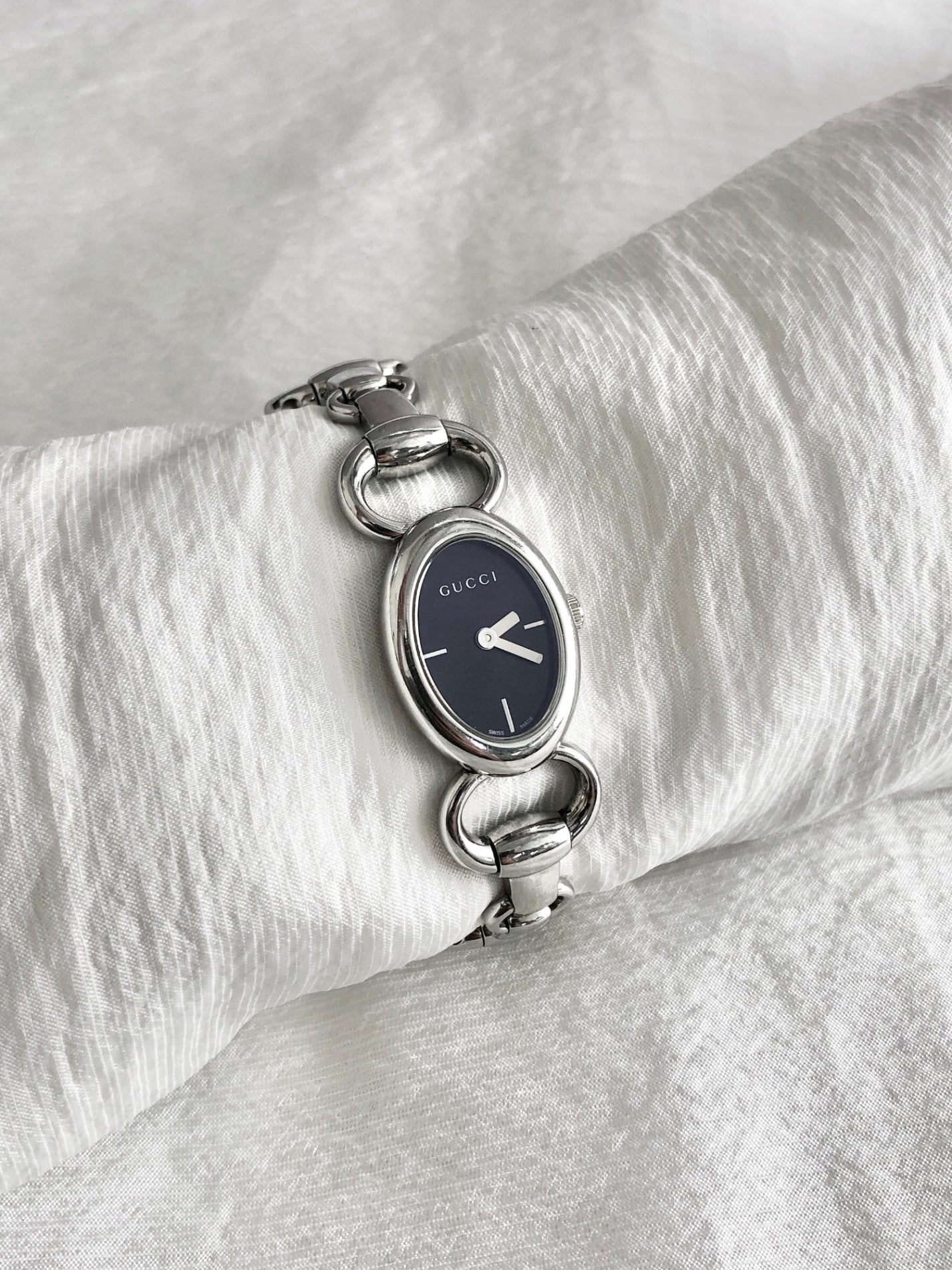 GUCCI Logo Watch Silver 118 Vintage ty8ida