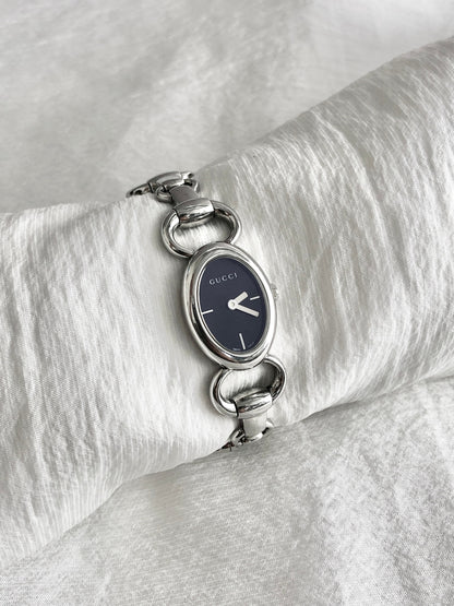 GUCCI Logo Watch Silver 118 Vintage ty8ida