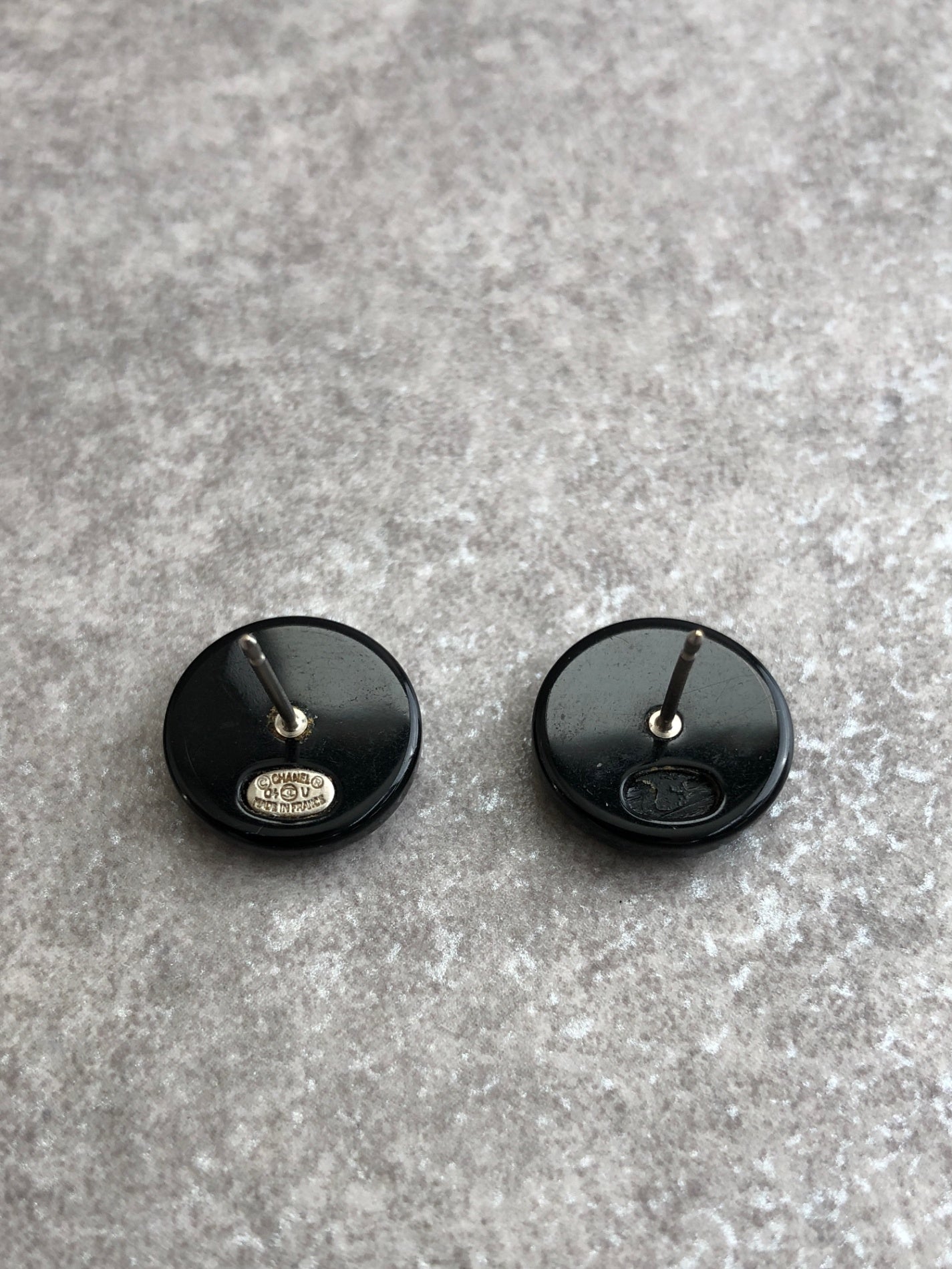 CHANEL Coco Mark Pierced Black Vintage 3rsdzf