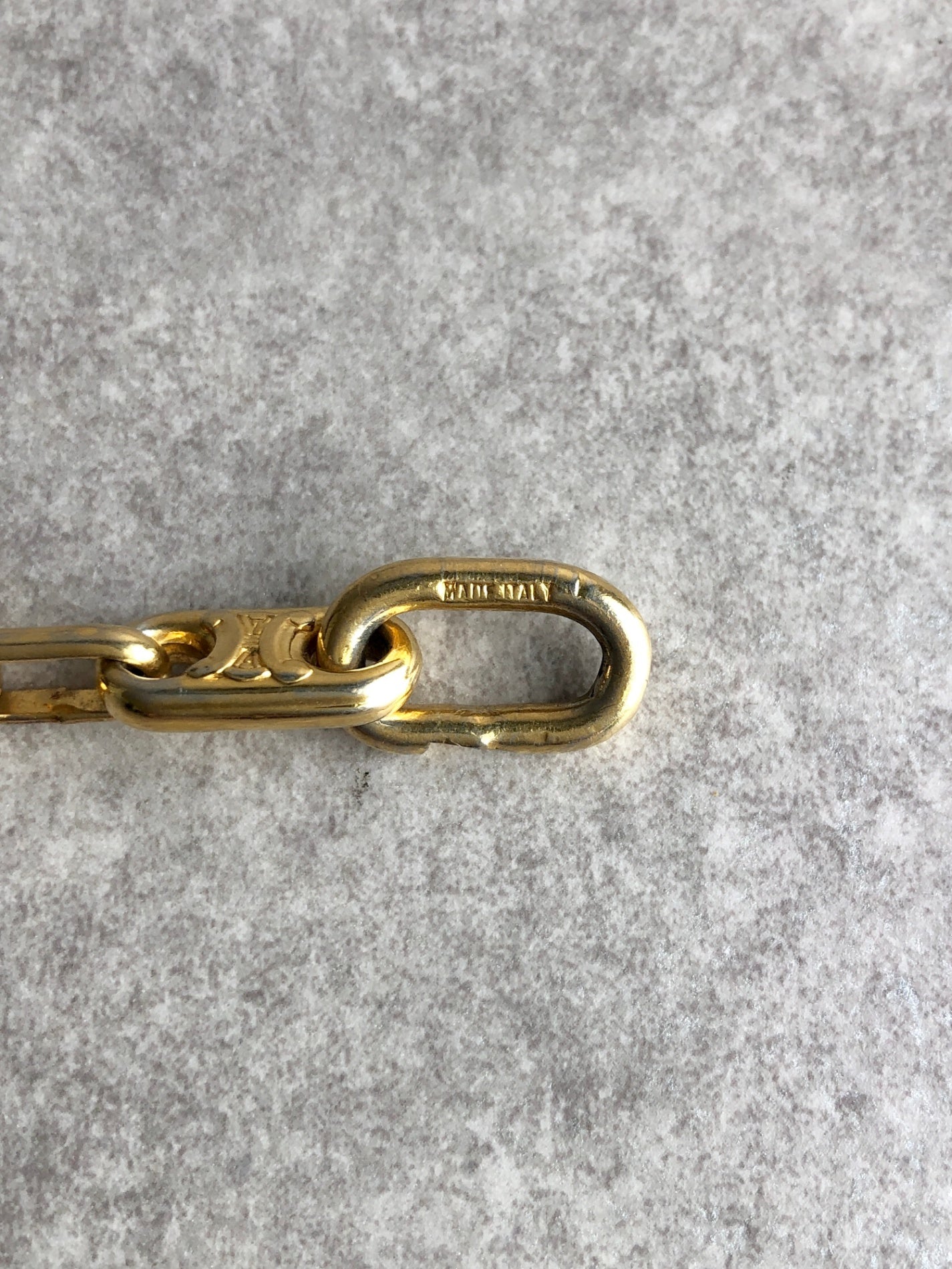 CELINE Blason Bracelet Gold Vintage 2hvthu
