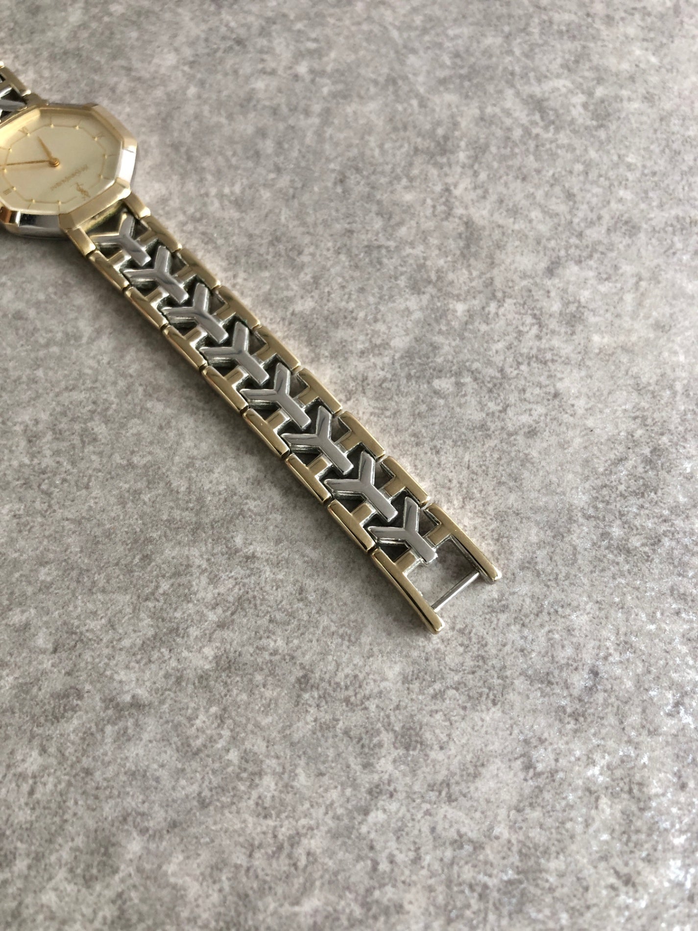 Yves Saint Laurent YSL Logo Watch Silver×Gold 2200-24762YO Vintage b4v8bj