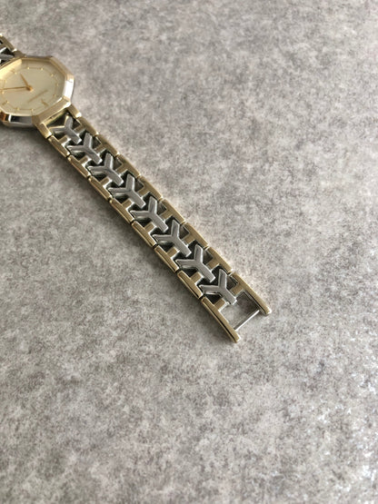 Yves Saint Laurent YSL Logo Watch Silver×Gold 2200-24762YO Vintage b4v8bj