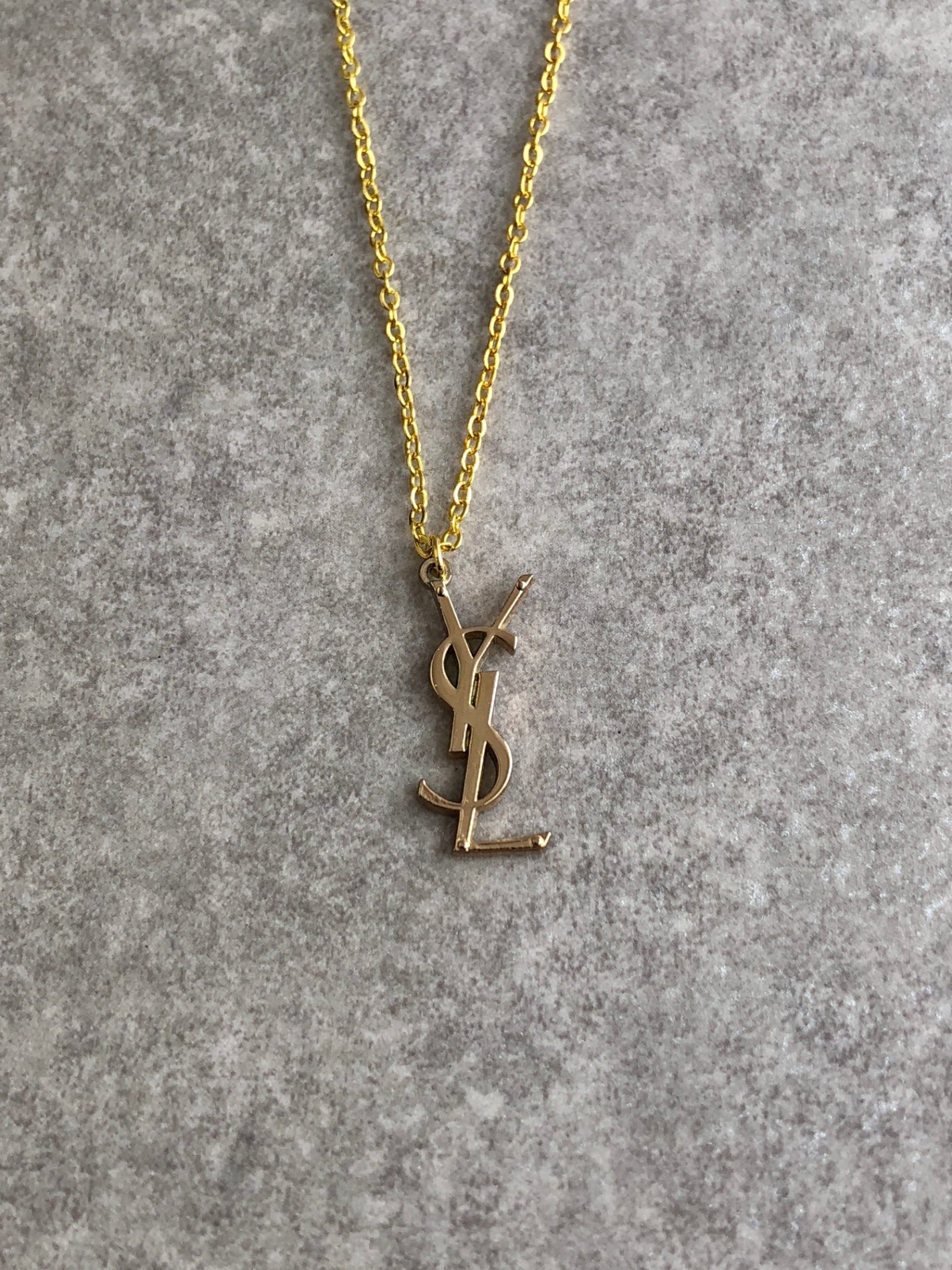 Yves Saint Laurent YSL Logo Cassandra Necklace Gold Vintage wrix66