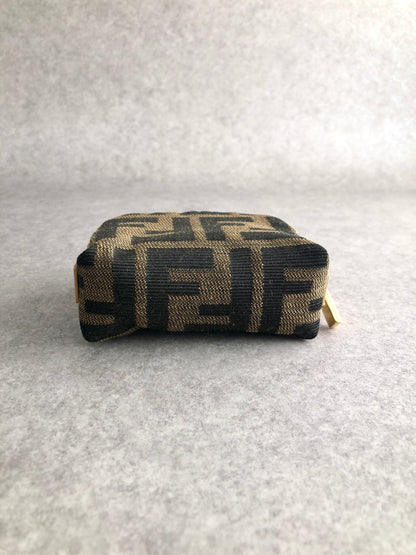 FENDI Zucca Pouch Brown Vintage 5xha2p