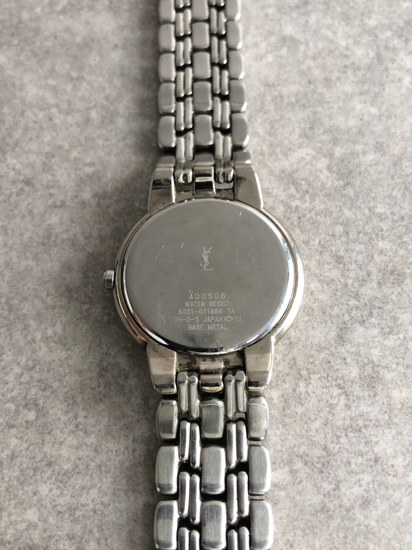 Yves Saint Laurent YSL Logo Watch Silver 6031-G11866 Vintage 6wv8w4