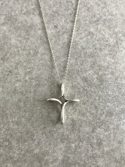 Tiffany & Co. Cross SILVER925 Necklace Silver Vintage wy5yh7