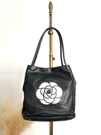 CHANEL Logo Totebag Black Vintage 3raaj5