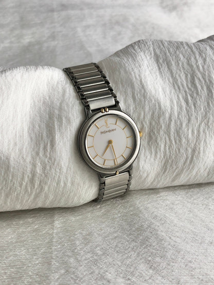 Yves Saint Laurent YSL Logo Quartz Watch Silver×Gold 4820-E62275Y Vintage 4ck8hy