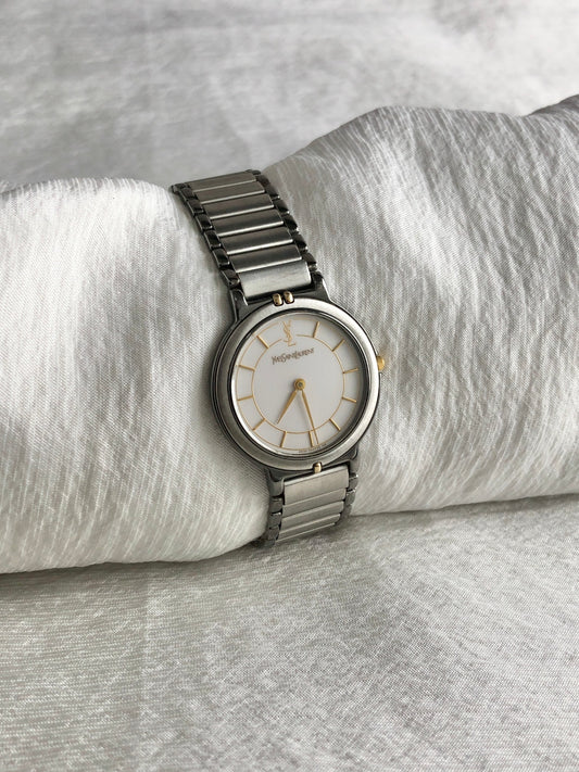 Yves Saint Laurent YSL Logo Quartz Watch Silver×Gold 4820-E62275Y Vintage 4ck8hy