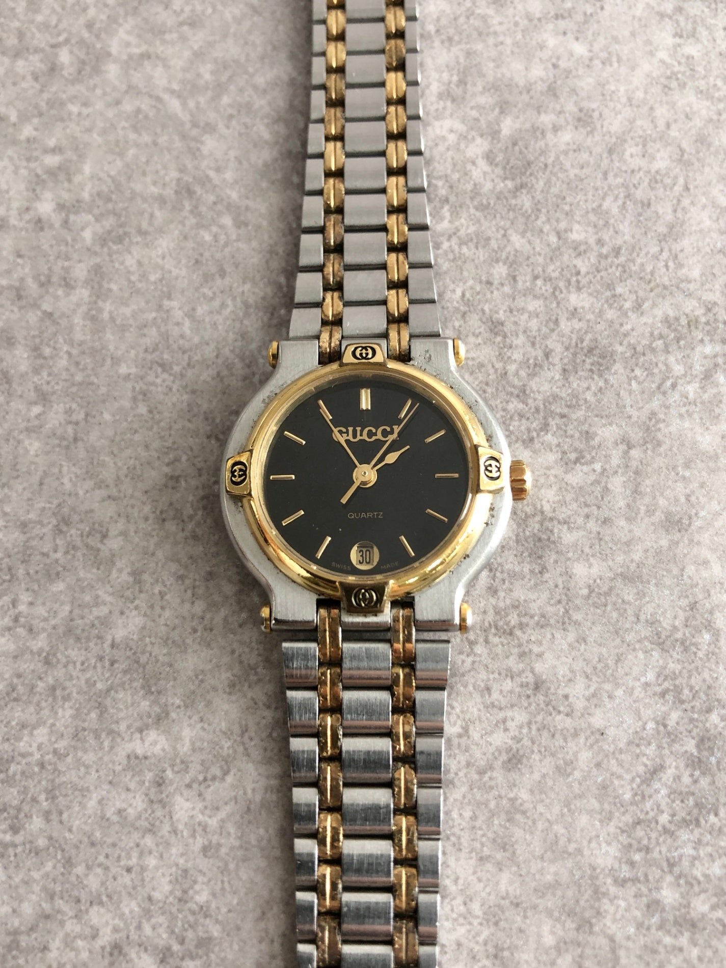 GUCCI Logo Watch Silver×Gold 9000L Vintage 4ba7ce