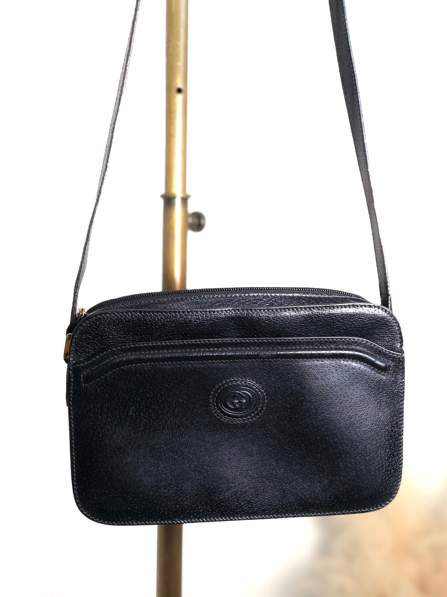 GUCCI Logo Shoulder bag Black Vintage mvd3vj