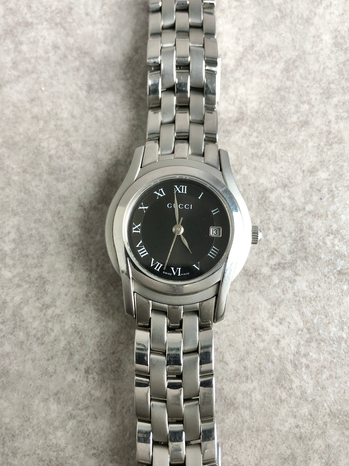 GUCCI Logo Quartz Watch Silver 5500L Vintage wbu438