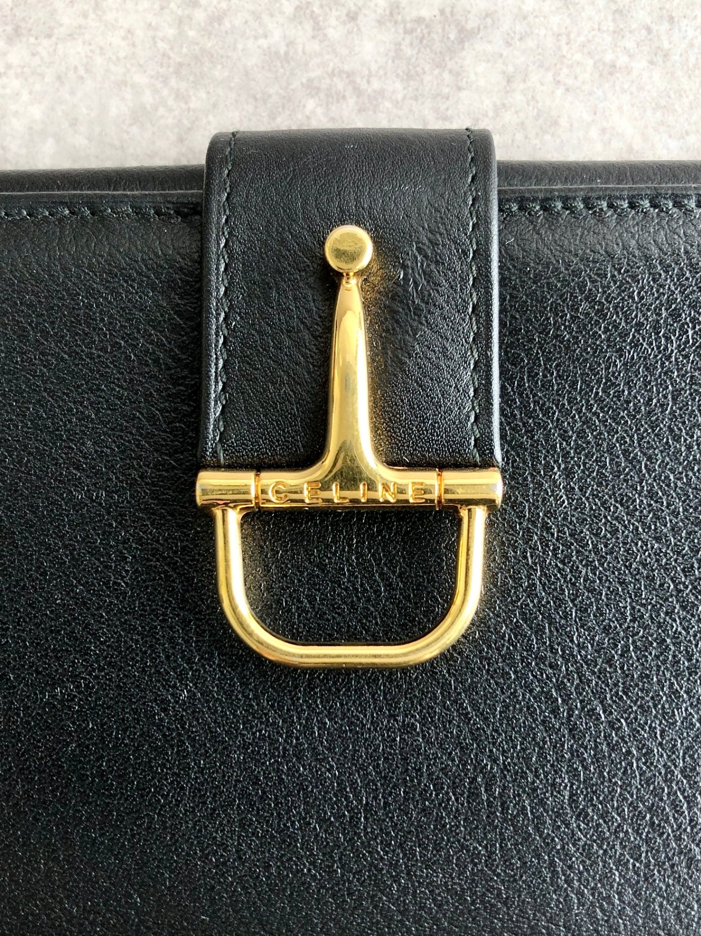 CELINE Horse Bit Long Wallet Black Vintage t6vnxy