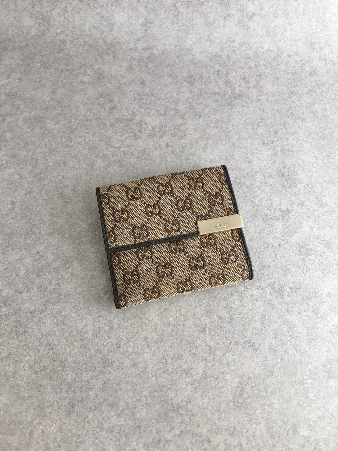 GUCCI GG Canvas Folded Wallet Beige Vintage phhryh