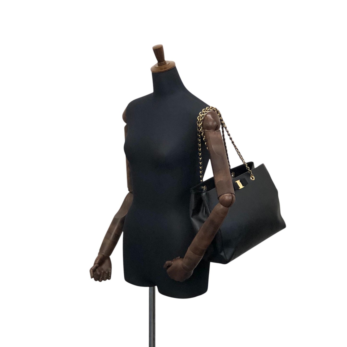 Salvatore Ferragamo Vala Ribbon Handbag Chain Shoulder bag Black Vintage 7fajd7