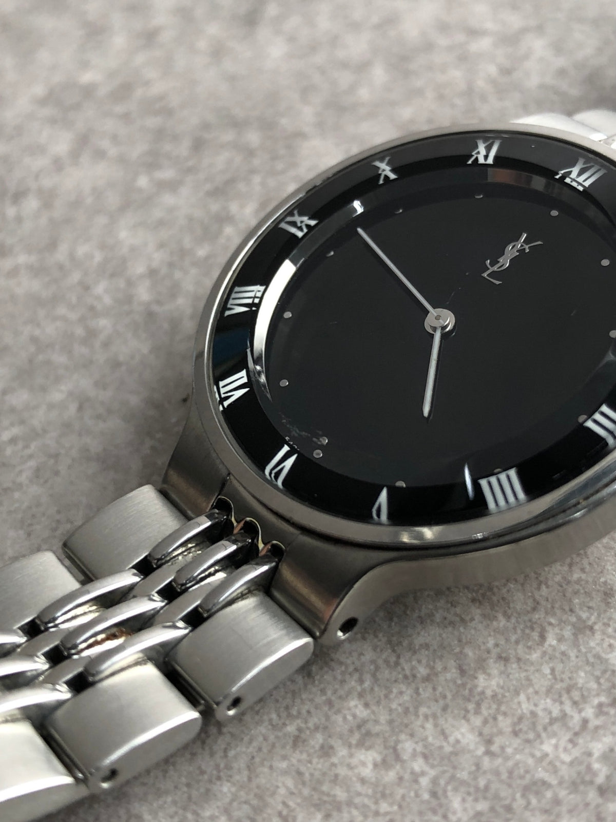 Yves Saint Laurent YSL Logo Watch Silver Vintage rshuab