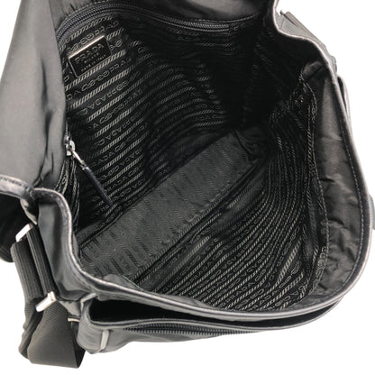 PRADA Triangle Logo Shoulder bag Black Vintage yp8wu5