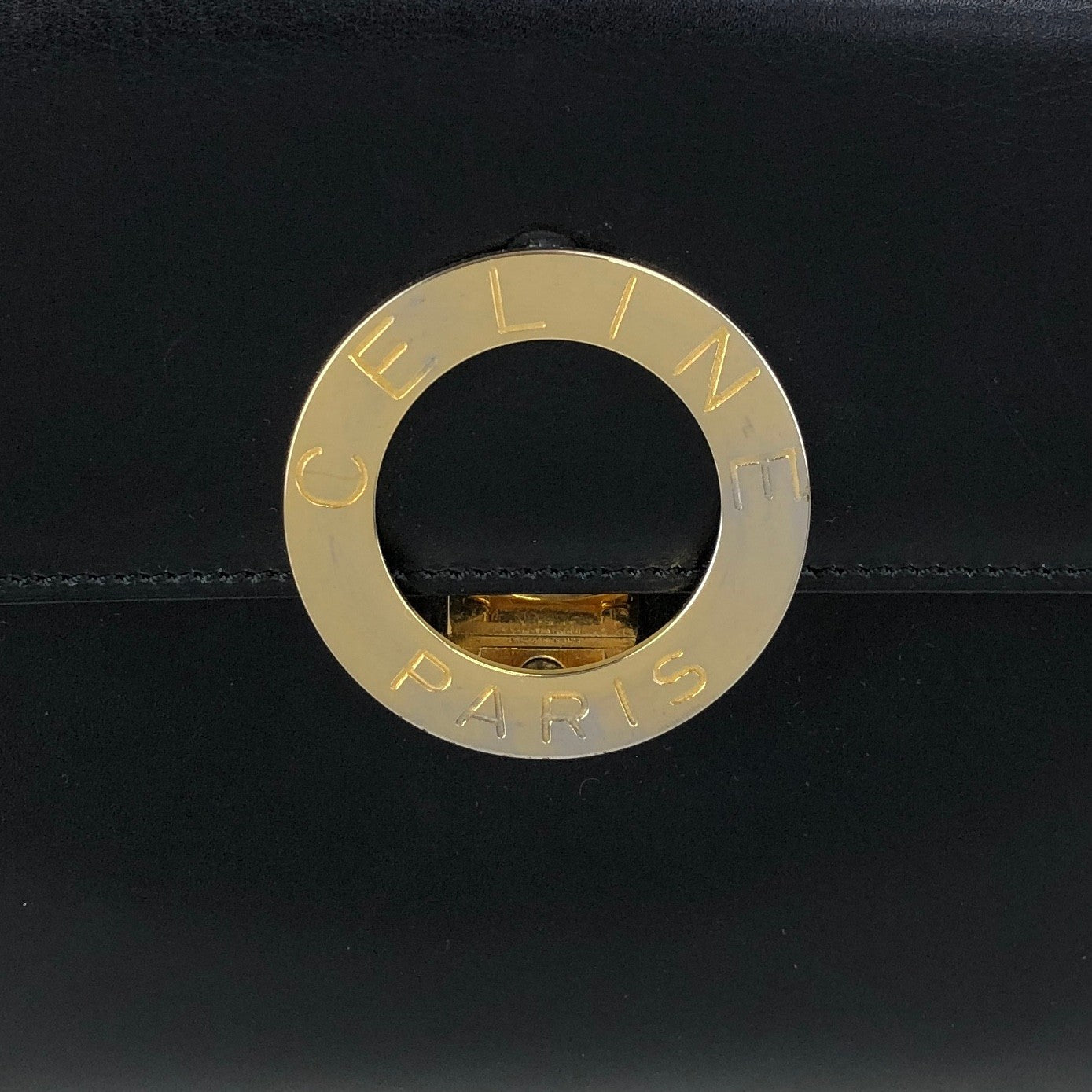 CELINE Circle Logo Shoulder bag Black Vintage ee7fti