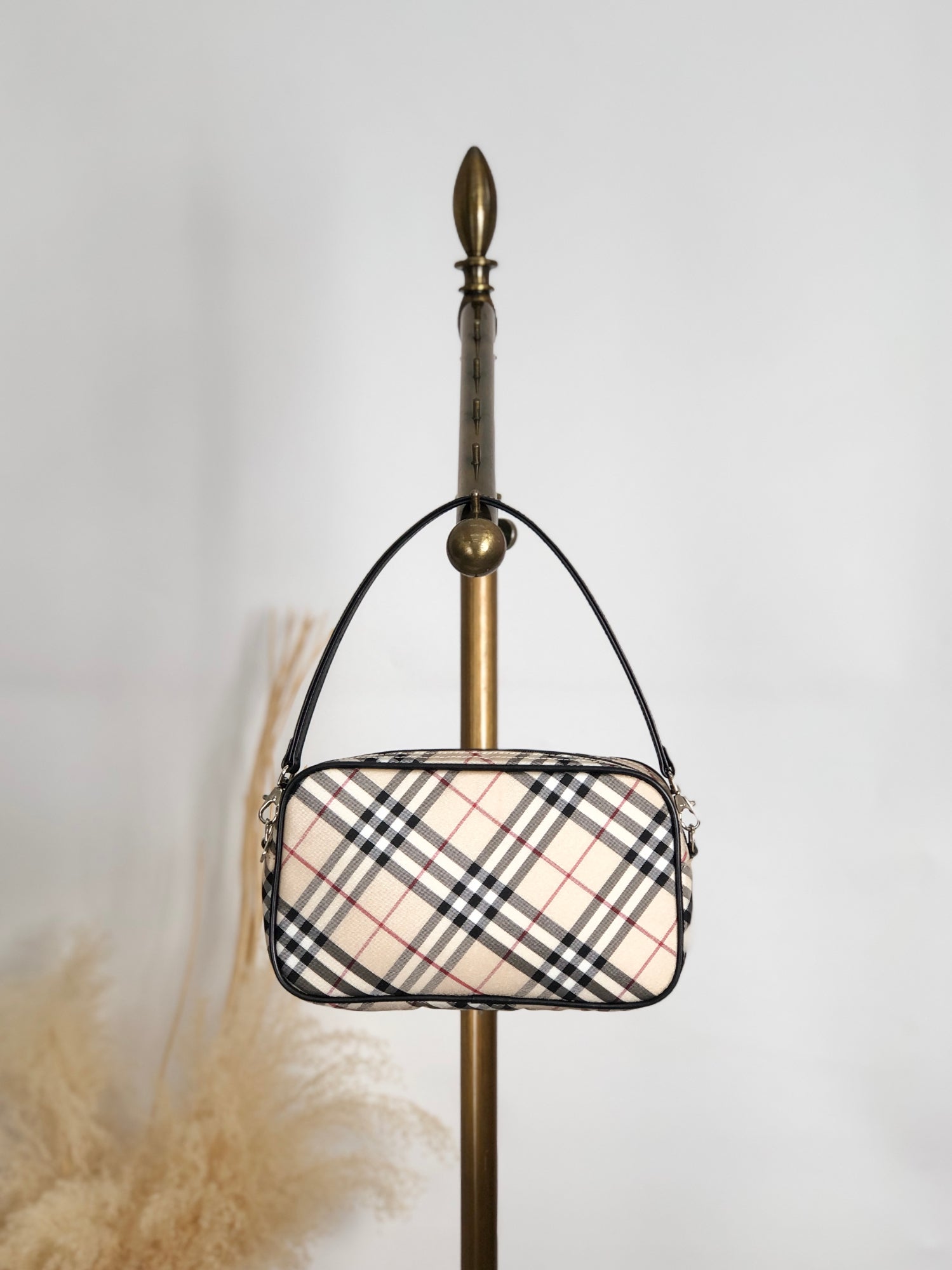 り*じ様 ヴィンテージBURBERRYのショルダーバッグ Vintage BURBERRY | VintageShop solo