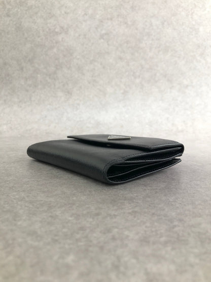 PRADA 三角形標誌折疊皮夾 黑色復古 agipjp