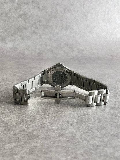 GUCCI Logo Quartz Watch Silver 9040M Vintage gtbcth