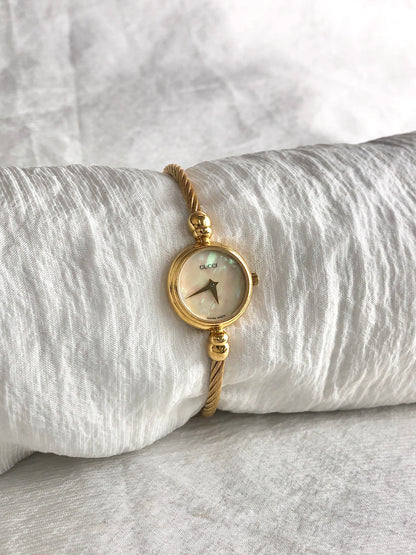 GUCCI Bangle Watch Gold 2700.2.L Vintage gjk6c5
