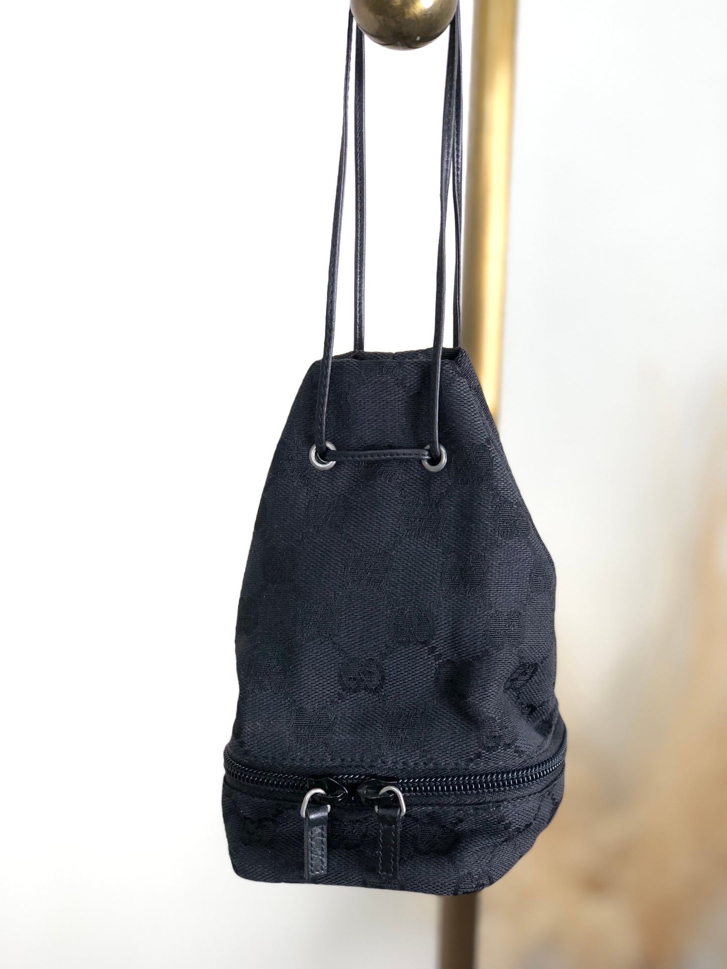 GUCCI GG Canvas Drawstring Small Handbag Black Vintage yxamig