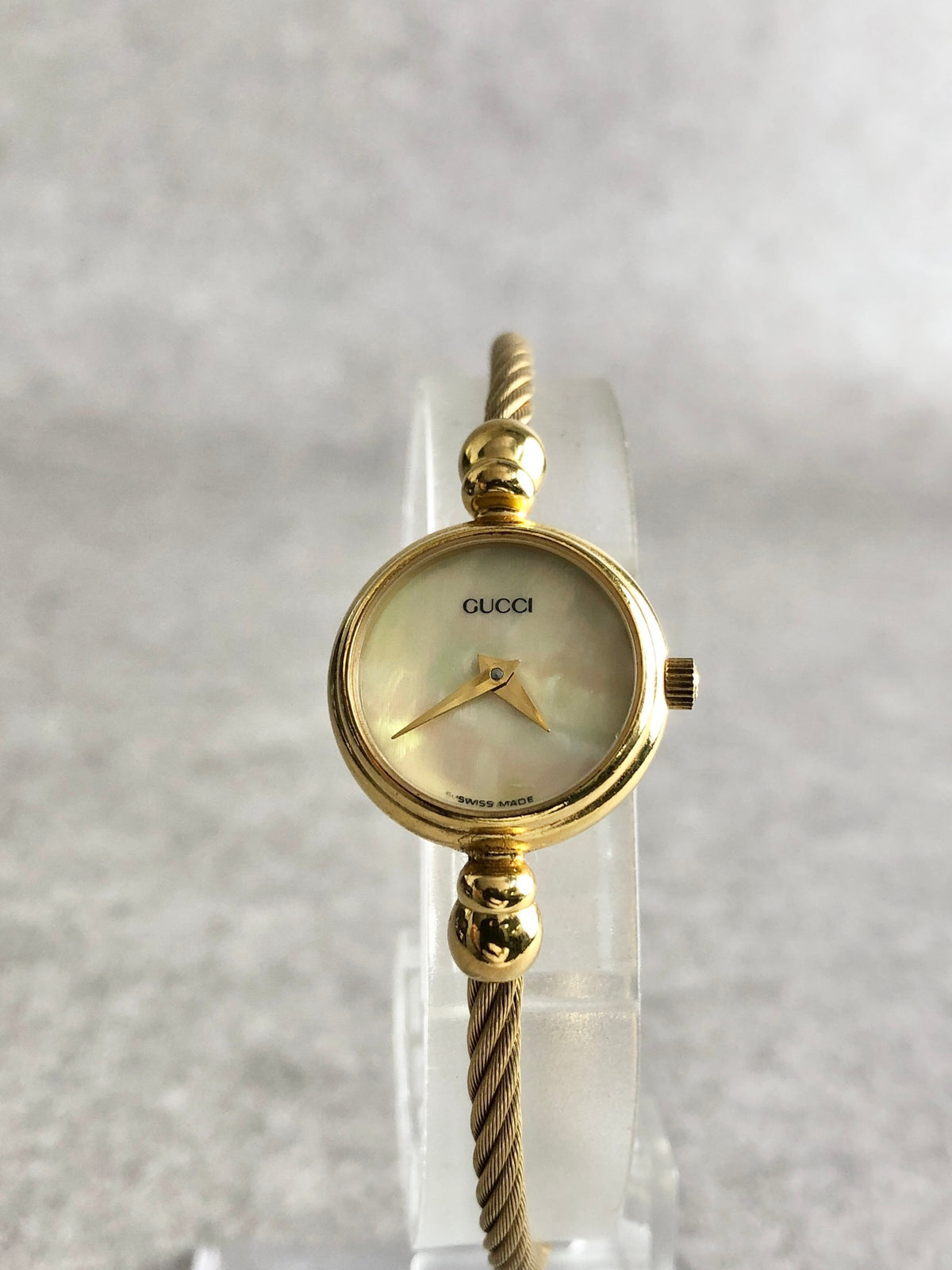 GUCCI Logo Bangle Quartz Watch Gold 2700.2.L Vintage 6sahkm