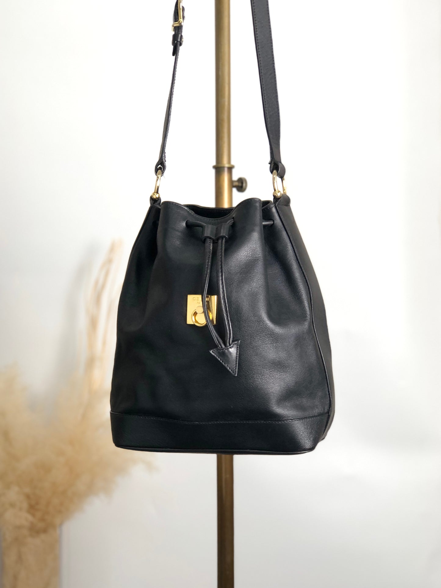 CELINE Gancini Drawstring Shoulder bag Black Vintage 4852gj