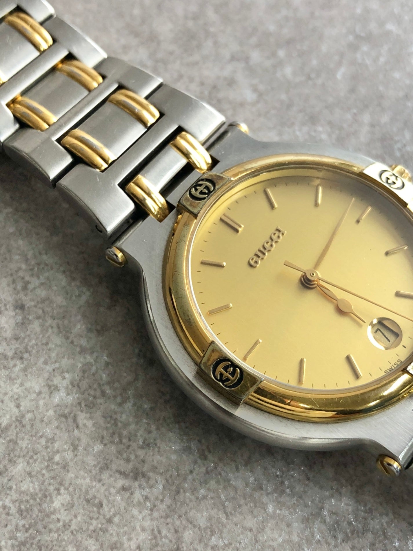GUCCI Logo Quartz Watch Silver×Gold 9000G Vintage gmtubj