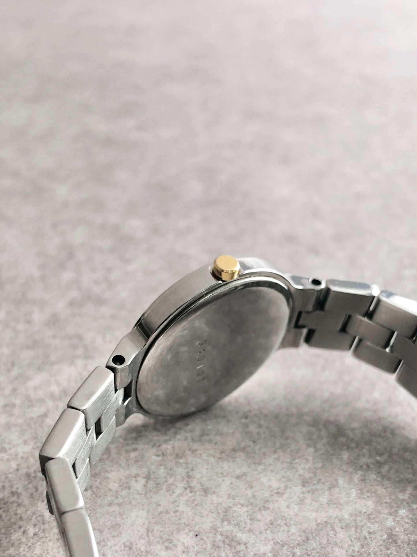 Yves Saint Laurent YSL Logo   Quartz Watch Silver 5421-H13939Y Vintage epnx46