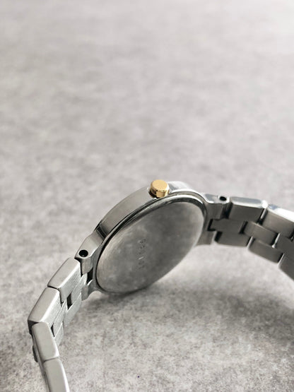 Yves Saint Laurent YSL Logo   Quartz Watch Silver 5421-H13939Y Vintage epnx46