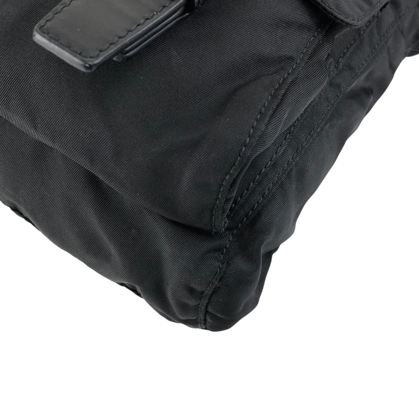 PRADA Tessuto Triangle Logo Front Buckle Front Pocket  Shoulder bag Black Vintage ikphwn