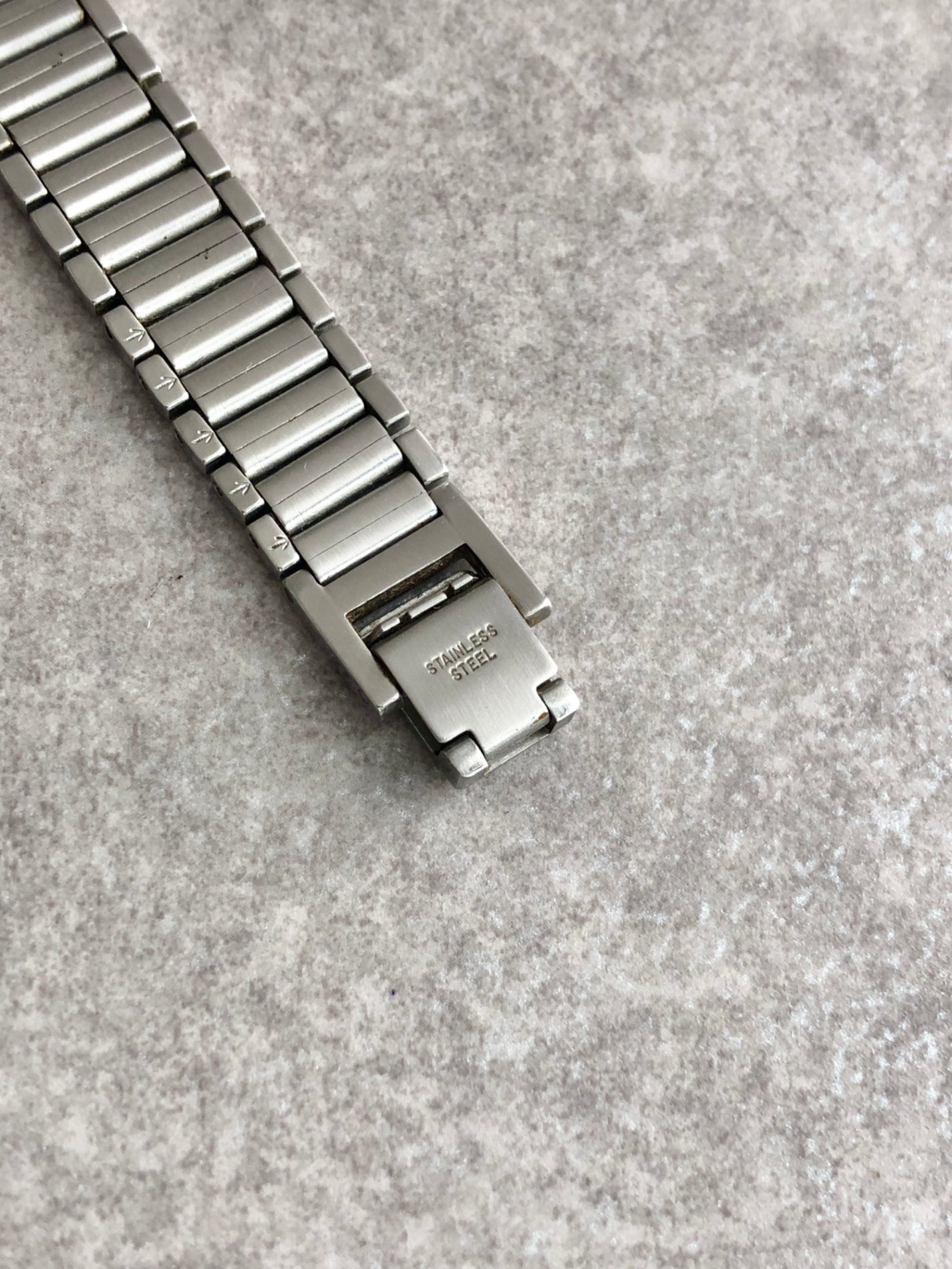 Yves Saint Laurent YSL Logo Quartz Watch Silver×Gold 5421-H04732Y Vintage ipgkvu