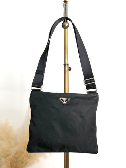 PRADA Tessuto Triangle Logo Shoulder bag Black Vintage jxt8gd